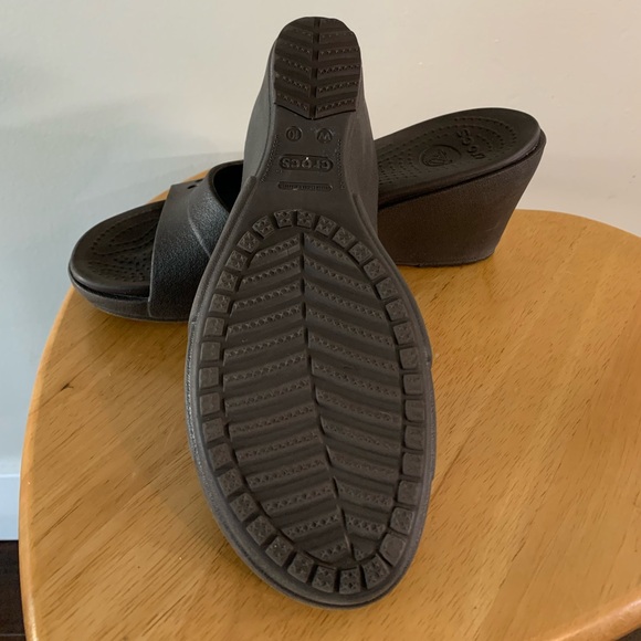 Crocs wedge sandals size 10 - Picture 8 of 11